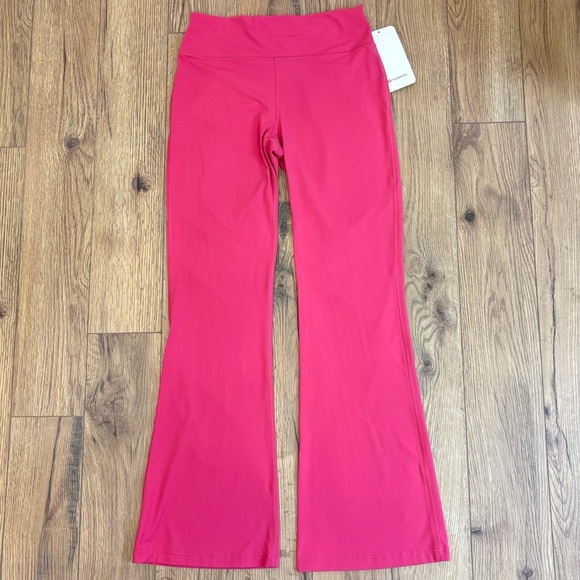 NWT Lululemon Groove Nulu High Rise Flared Pants Size 10 Raspberry Coulis 32.5" - Picture 2 of 7